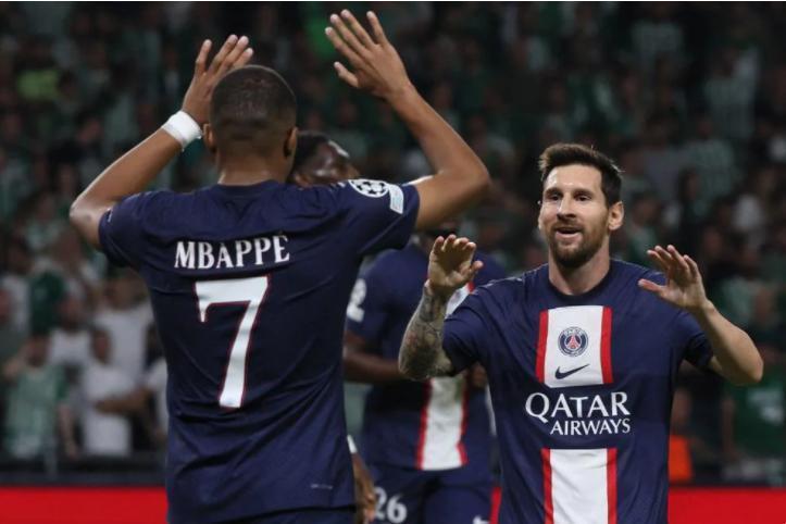  巴黎圣日耳曼主场大胜领跑法甲积分榜  