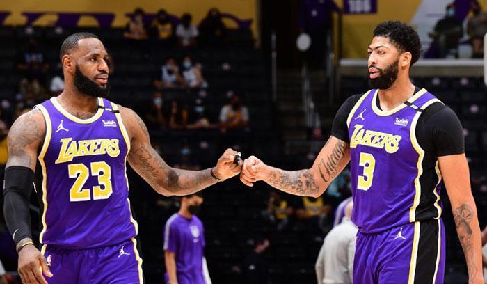  哈登准三双快船不敌鹈鹕附加赛形势愈发严峻  