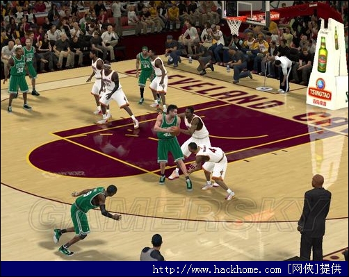  柏林联合防守反击，零封波鸿全取三分