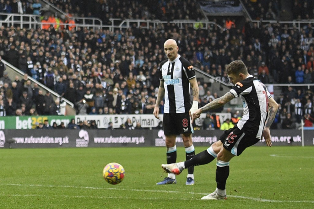  特里皮尔精准助攻纽卡边卫助球队击败伯恩利